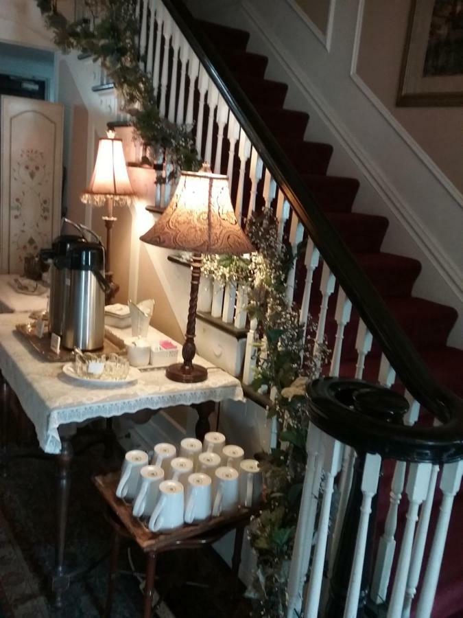 Hanover House Bed And Breakfast Niagarafälle Exterior foto
